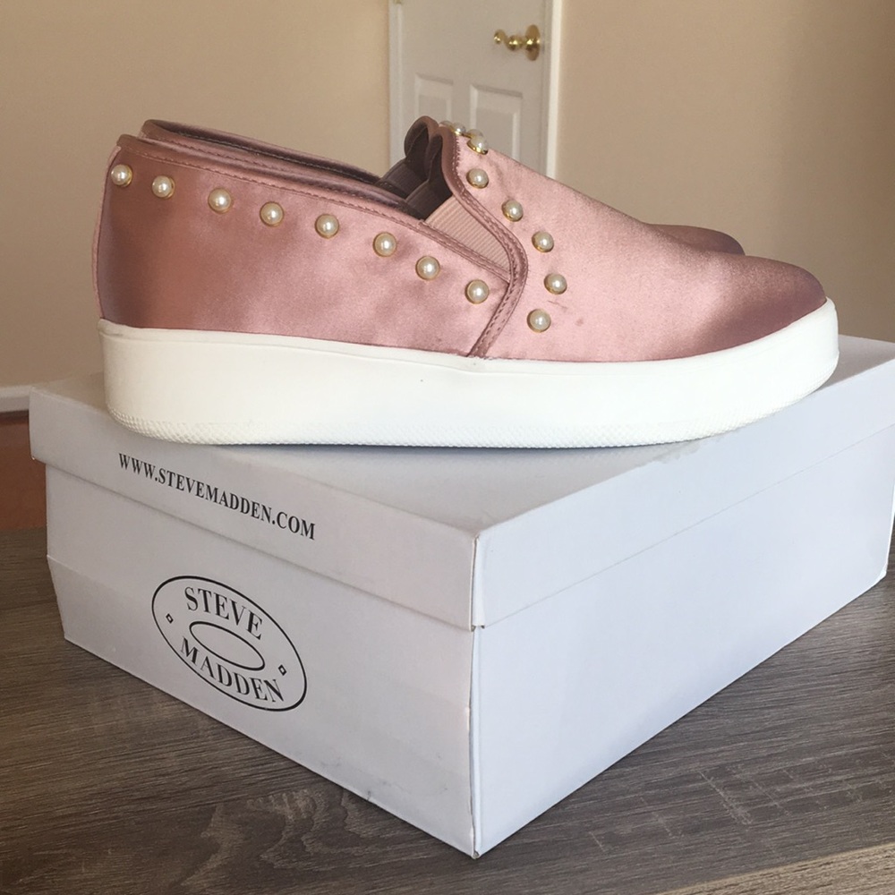 Steve Madden Pearl Platform Sneaker